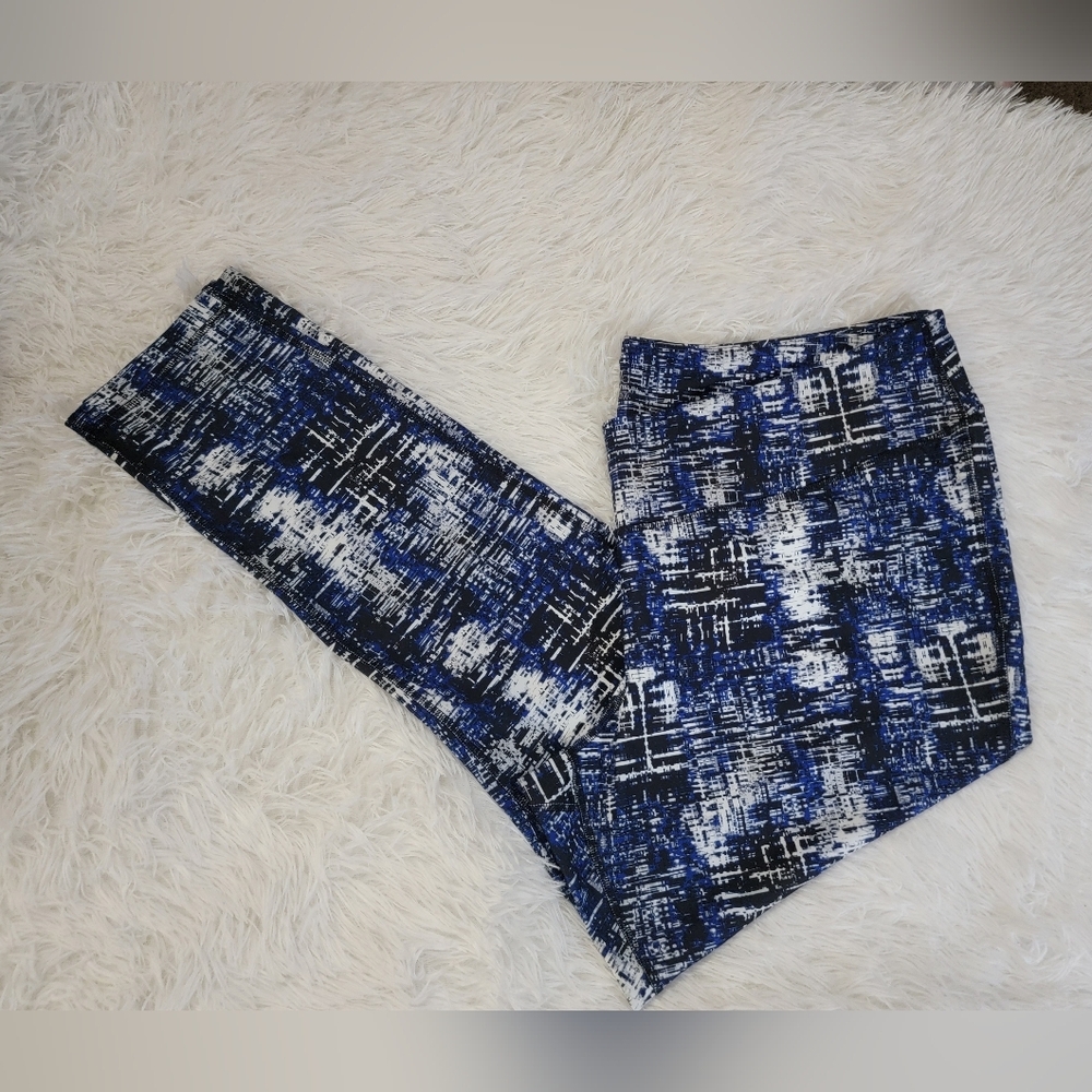 Cato Casual/Activewear Abstract Blue and Black Leggings Size 22/24W Nwt
